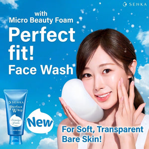 Imagen promocional de SENKA Perfect Whip con una mujer sosteniendo espuma junto al rostro.